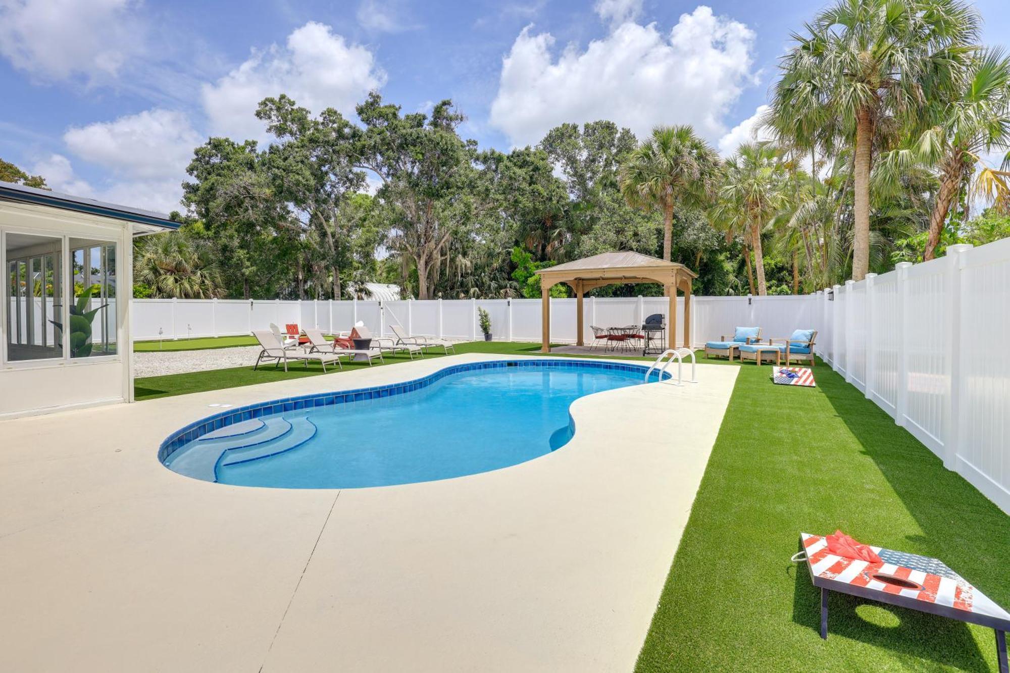 Vero Beach Vacation Rental Pool And Putting Green! Exterior photo